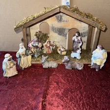 Vintage Gerson International 11 Piece Porcelain Nativity Set with Wood Manger