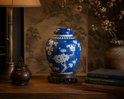 Vintage Chinese Hand Painted Blue & White Ginger Jar Tea Caddy Porcelain Vase Wi