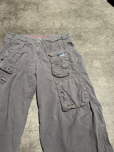 Vintage Y2k Low Rise Straight Leg Cargo Pants Utility Grunge Skate Dance Size 6 , Size 6, $35 - Photo 3
