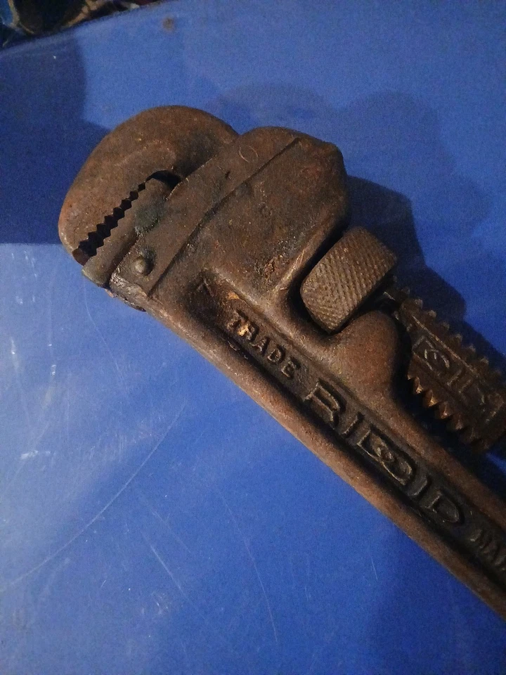 Chave ajustável vintage RIDGID 10 polegadas Elyria O. Feito nos EUA  - Imagem 2 de 4