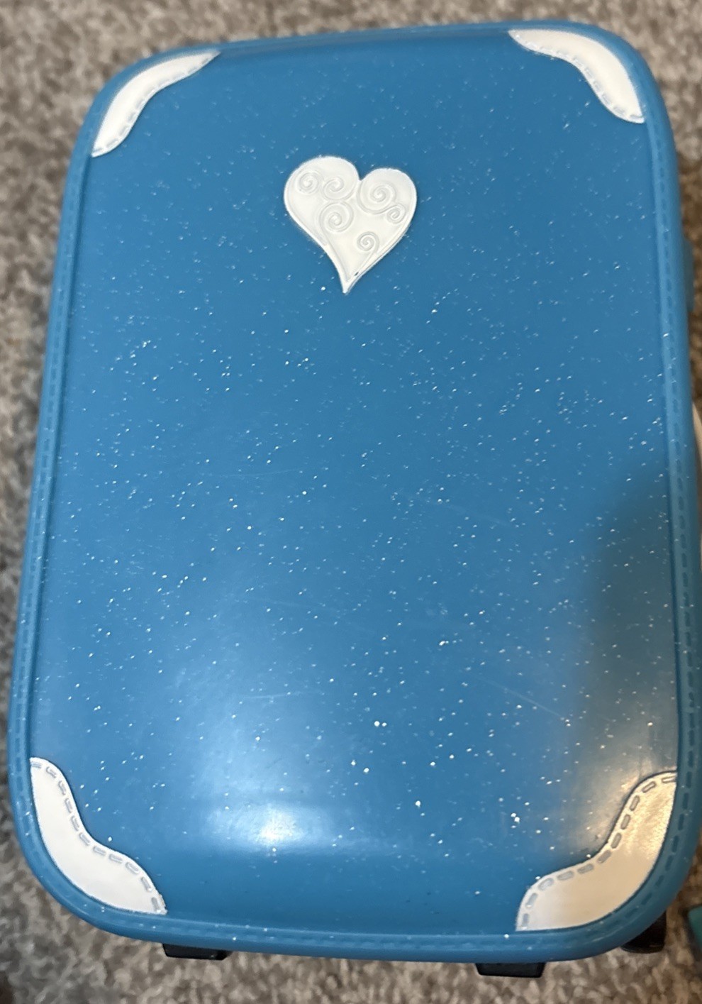 Picture 4 of 24