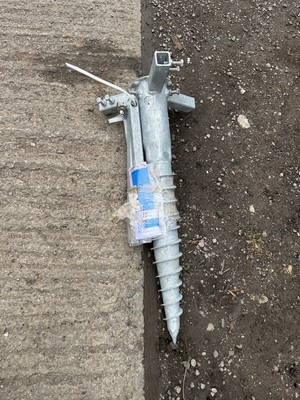 DEHN Lichtschutzmast - Bodenbefestigungsset