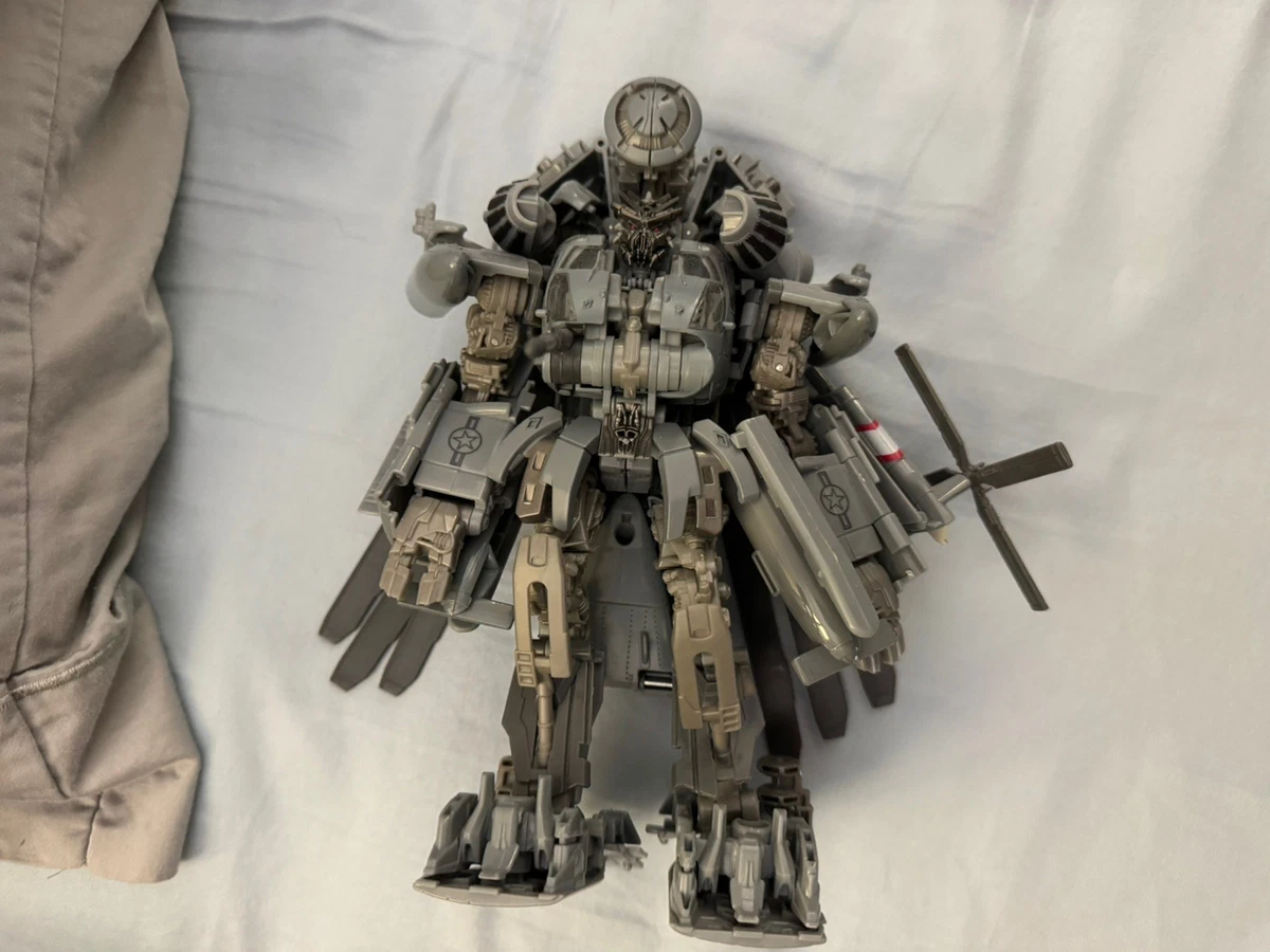 Preços baixos em Blackout Figura de ação de Transformers e Robôs