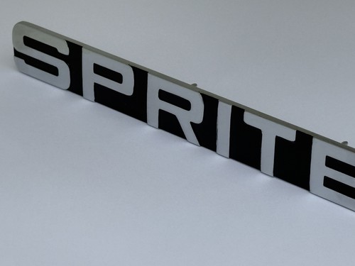 AHA9658 - SPRITE CHROME/BLACK BADGE AUSTIN HEALEY SPRITE CONCOURS STANDARD - Picture 1 of 12