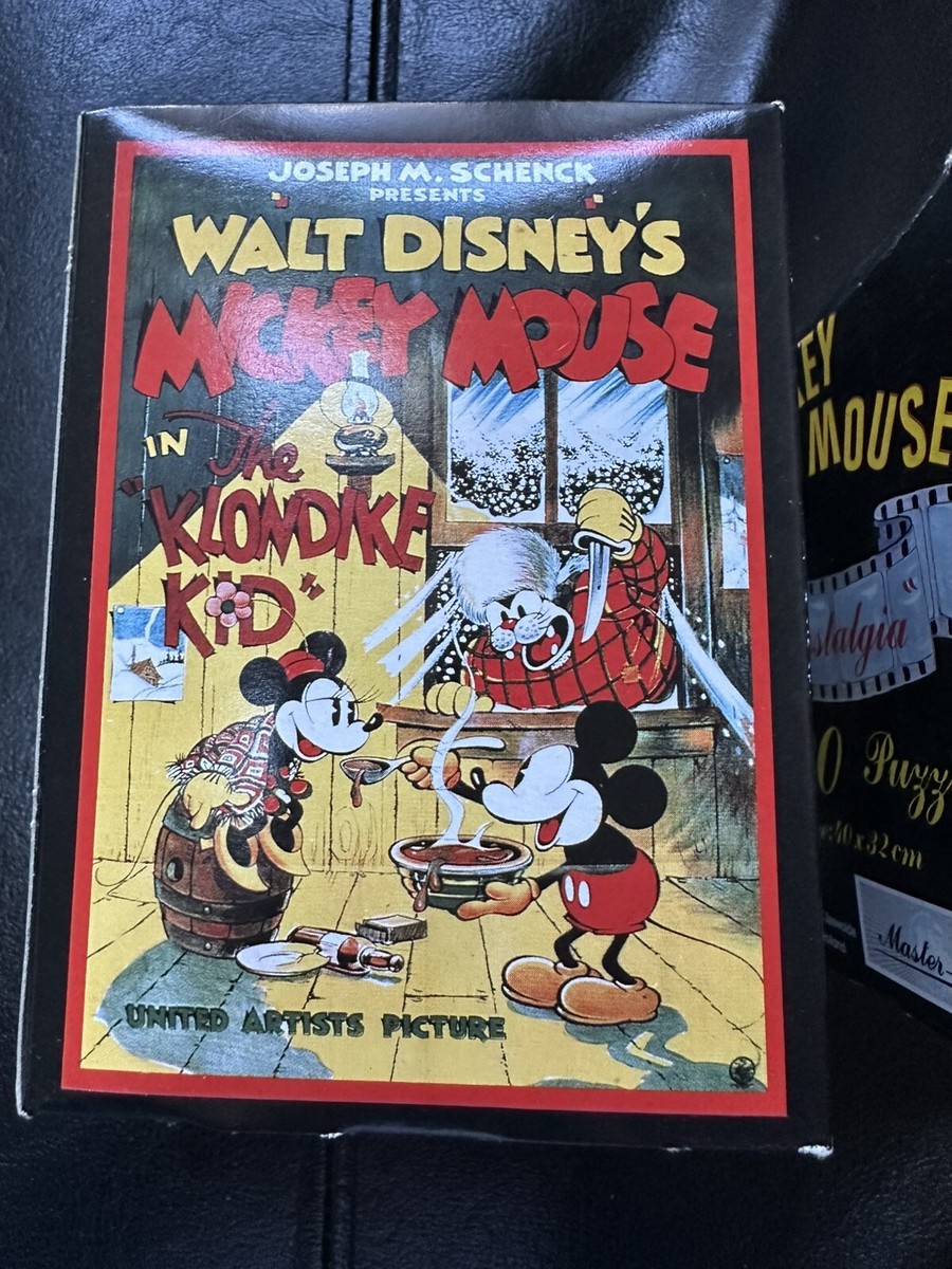 Disney Mickey Mouse Nostalgia Master-Line (Set Of 2) 200