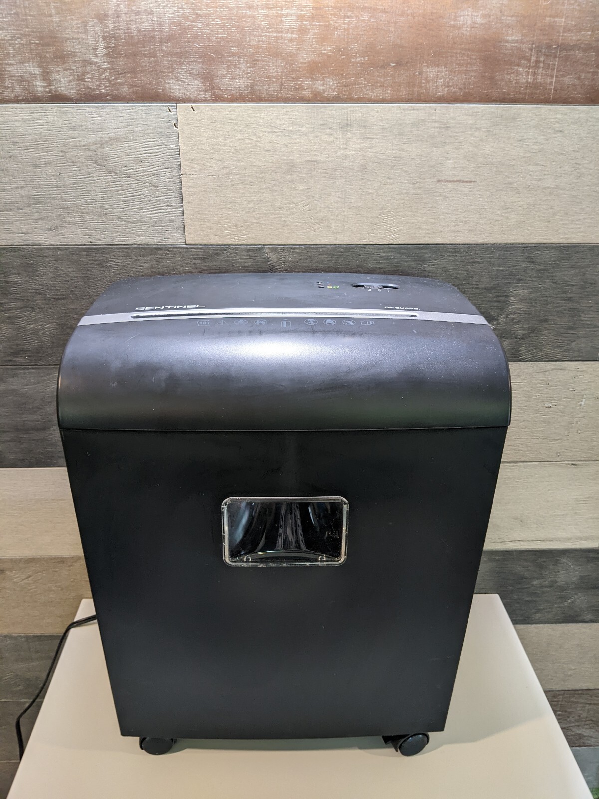 SENTINEL Micro-Cut FM101P - Black Paper Shredder 10p/Credit 