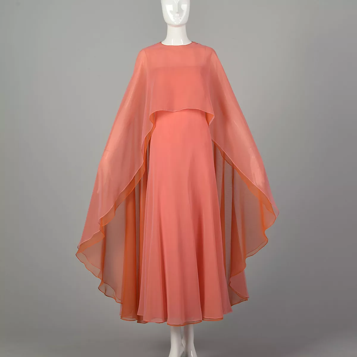 The Metropolitan Museum of Art - Dress | Halston dress, American fashion  designers, Fashion 1970s