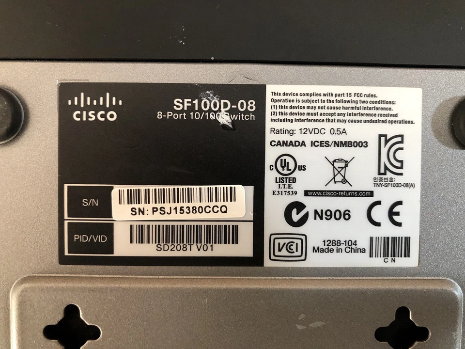 Cisco SF100D-08 with No UK PSU Cisco 8-Port 10/100 Switch Cisco SD208T -Inc VAT - Image 4 of 4