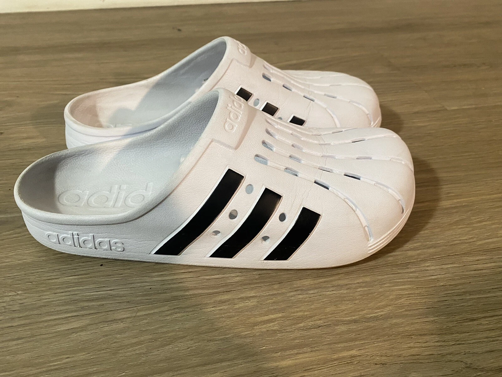 Zoccoli Adidas Adilette spedizione su scivoli donna taglia 9