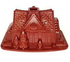 Nordic Ware Holiday Red Cast Aluminum Gingerbread House Bundt Cake Pan 