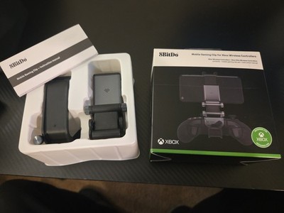 8BitDo Mobile Phone Gaming Clip for Xbox Wireless Controllers Android Portable