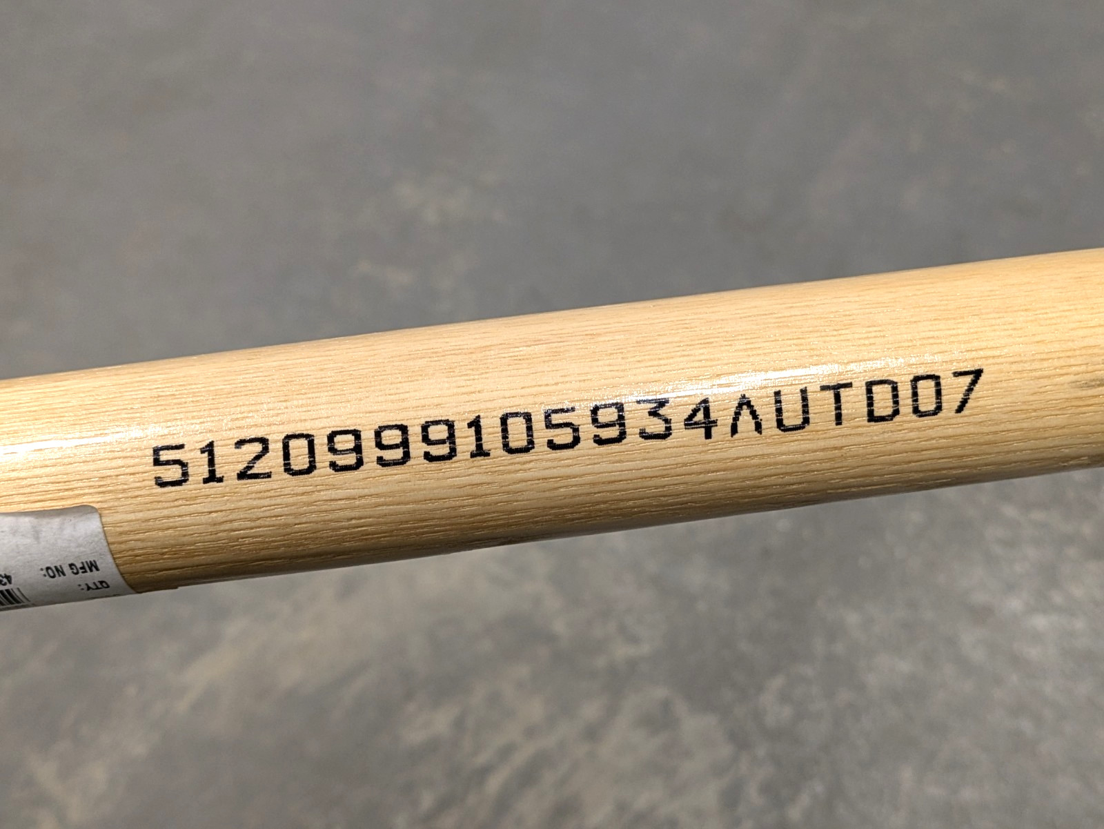 British Army - Military - MOD - 3 ft General Service Shovel Spade - Dated 2007