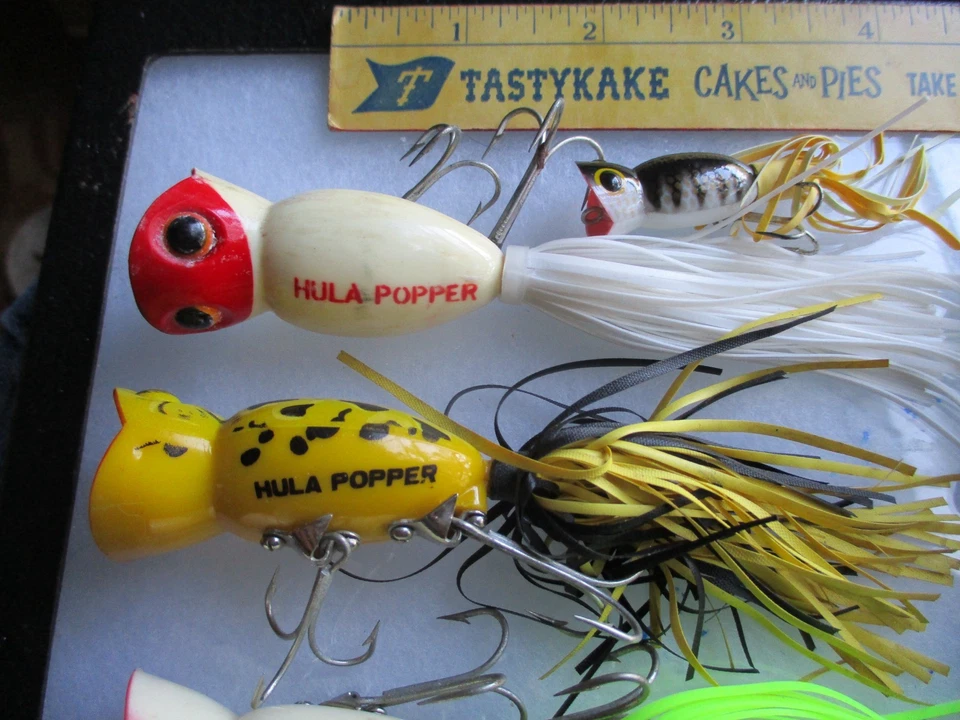 Lote de (10) Fred Arbogast Hula Poppers (8) 1/2 oz. (1) 1/4 oz. (1) 1/8 oz. Foto 2 de 4
