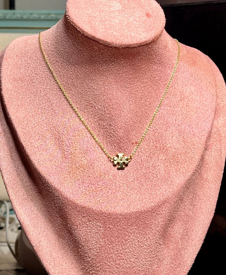 Hermoso collar Kira de oro Tory Burch - NUEVO SIN ETIQUETAS Foto 3 de 4