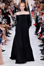 VALENTINO RUNWAY BLACK OFF THE SHOULDER GOWN IT 42