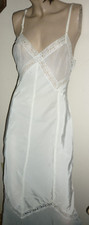 DEENA 8 GORE IN BUR MILL Full Slip Size 32 Lace Trim AJUSTABLE VTG.