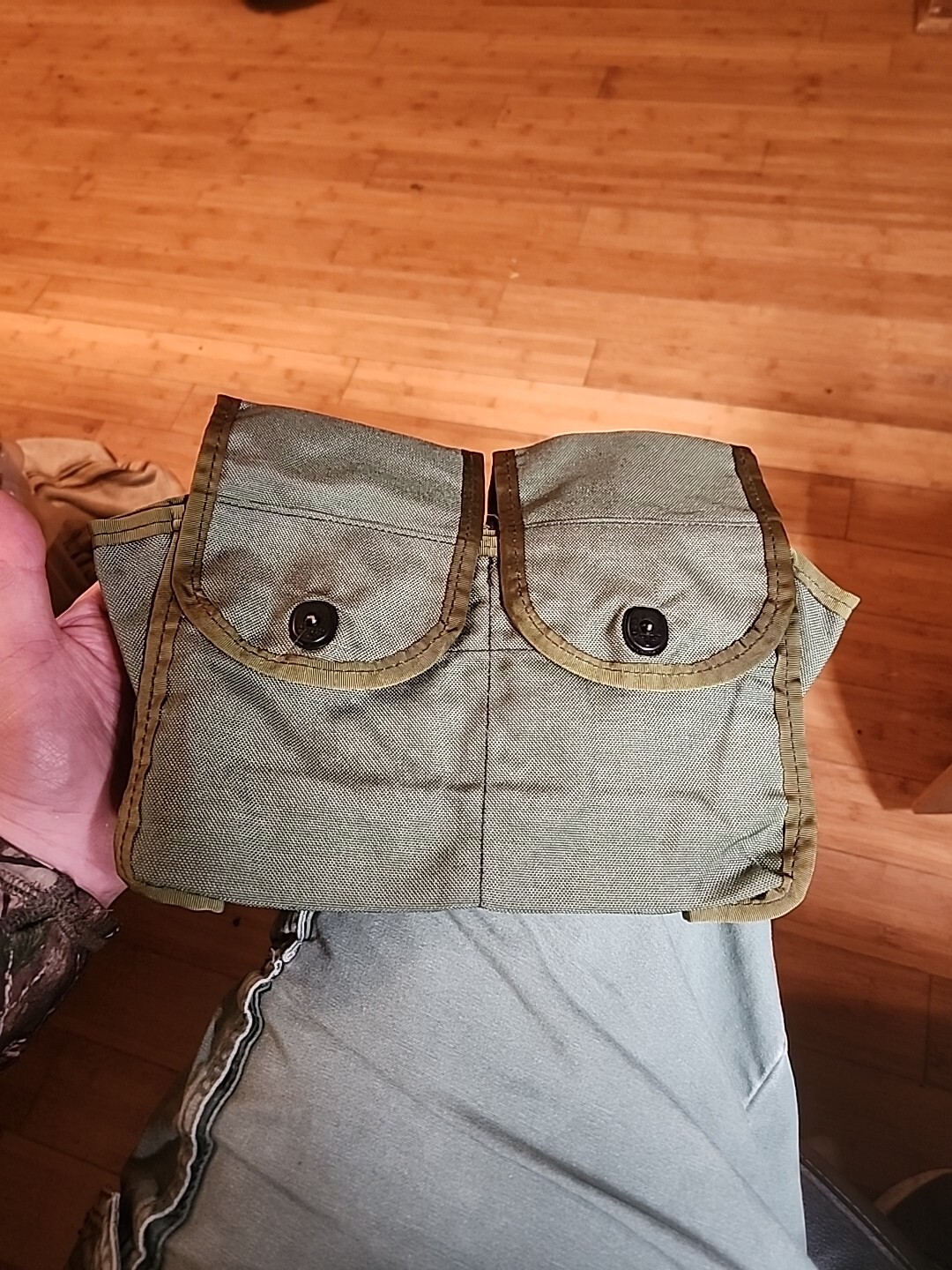 Vintage US Military Double Ammo Holder Pouch w/ Dot Snaps OD Green Belt Loops