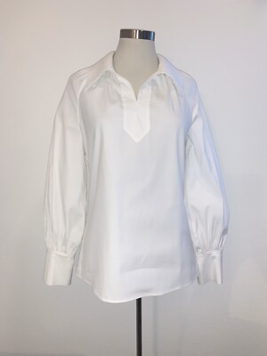 St. John White Pull Over Wide Collar V Neck Blouse 2