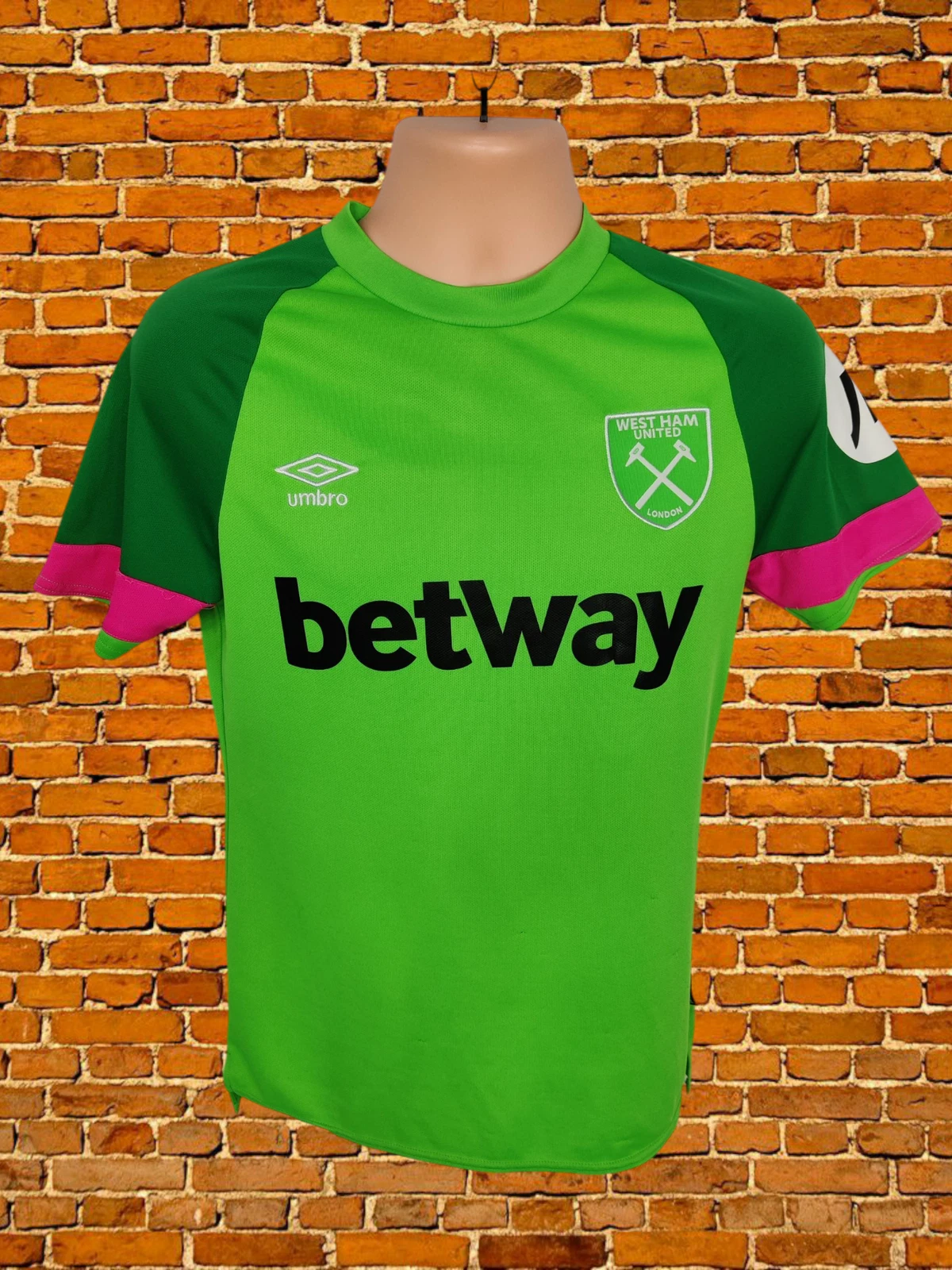 UMBRO WEST HAM UNITED GREEN HOME SHIRT JERSEY BETWAY GOALKEEPER ACTIVE SMALL S