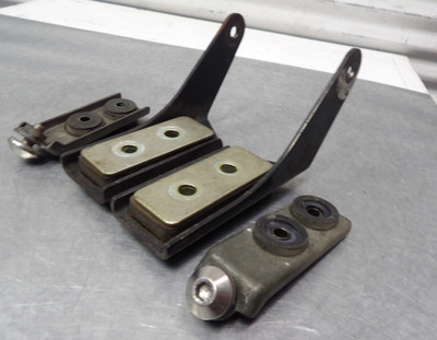 99-03 Yamaha Road Star XV1600 fuel gas tank mounting bracket 4WM-24192-00-00