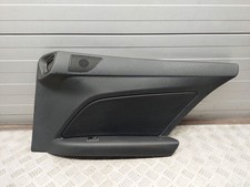 Porte arrière et accessoires Mercedes 207
