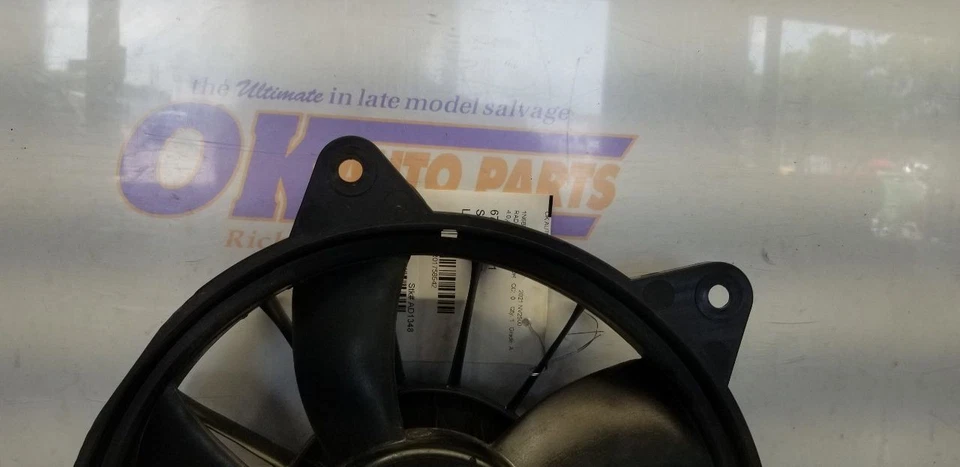 21 NISSAN NV2500 VAN RADIATOR FAN MOTOR 4.0L Foto 2 de 4