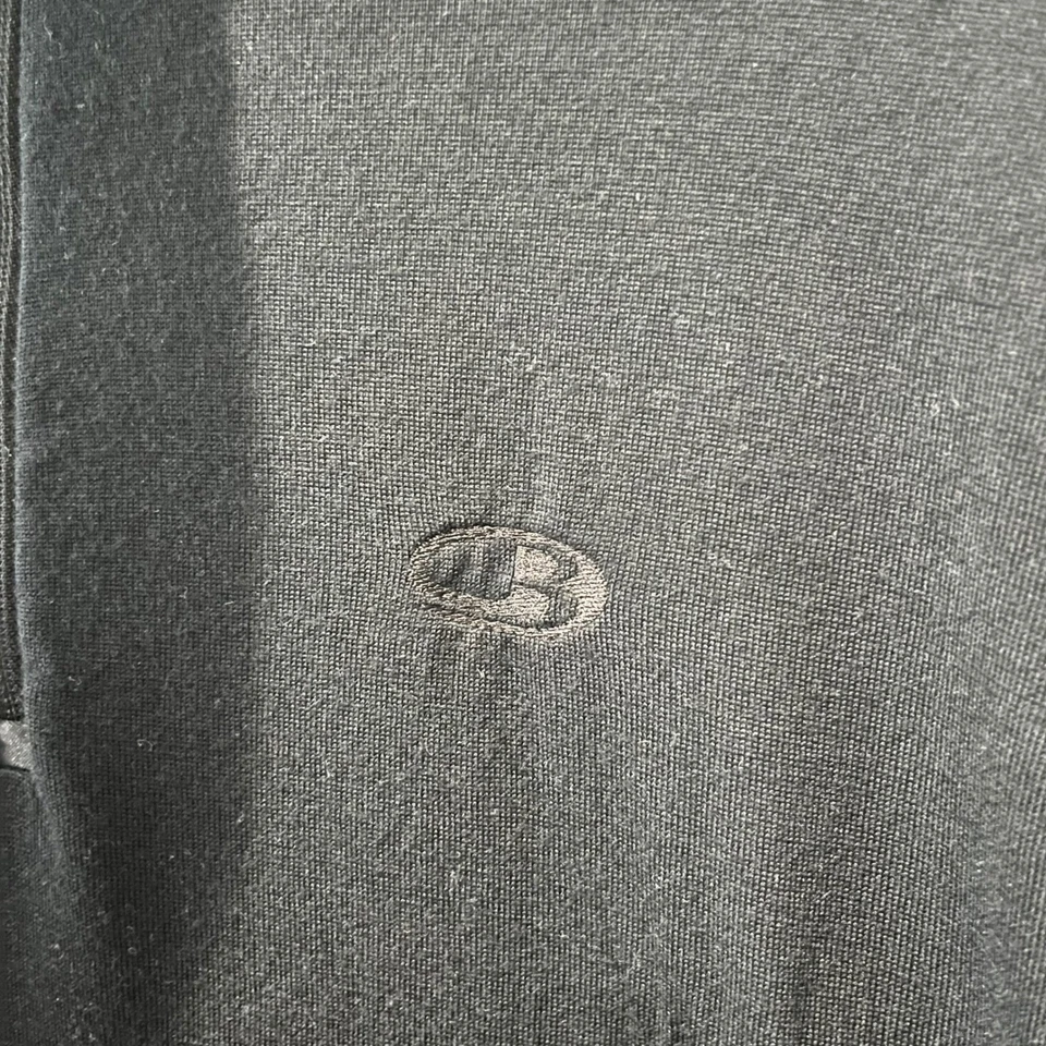 Pullover mediano Icebreaker Bodyfit 260 lana merino con cremallera en cuarto para hombre negro blanco Foto 3 de 4