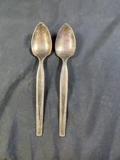 Lot Set of 2 Grapefruit Fruit Spoons Silverplate Original Wm Rogers
