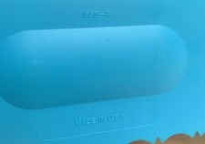 Tupperware 1558-4 Double Sided Cake Decorator Icing Frosting Trimmer