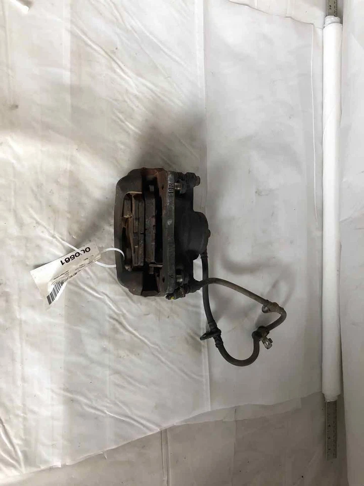 Honda Prelude 1992-1996 cupé 2,3 L pinza de freno delantera lado derecho del pasajero derecha Foto 3 de 4