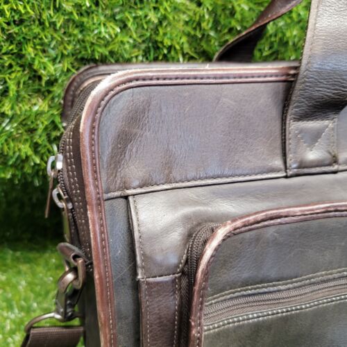 Wilson's Leather Laptop travel Bag Distressed! - Picture 2 of 24