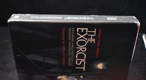 The Exorcist Extended Director's Cut & Original Collector's Box Set - Blu-ray - Picture 4 of 5