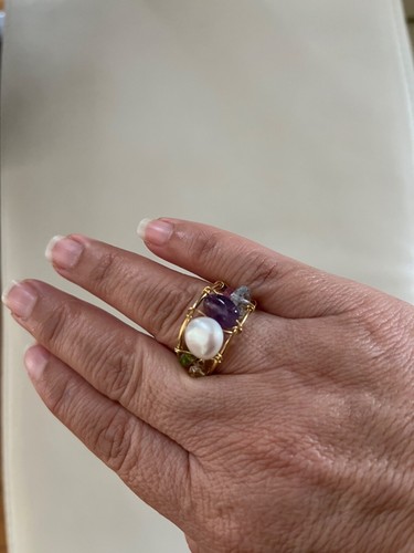 Authentic 18K Yellow Gold and Gemstones TOUS Ring - Picture 5 of 5