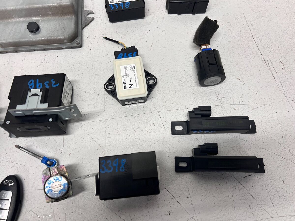 2012 INFINITI G37 CONVERTIBLE ECU ECM IGNITION COMPUTER KEY SET, OEM LOT3398 2012 INFINITI G37 CONVERTIBLE ECU ECM IGNITION COMPUTER KEY SET, OEM LOT3398
