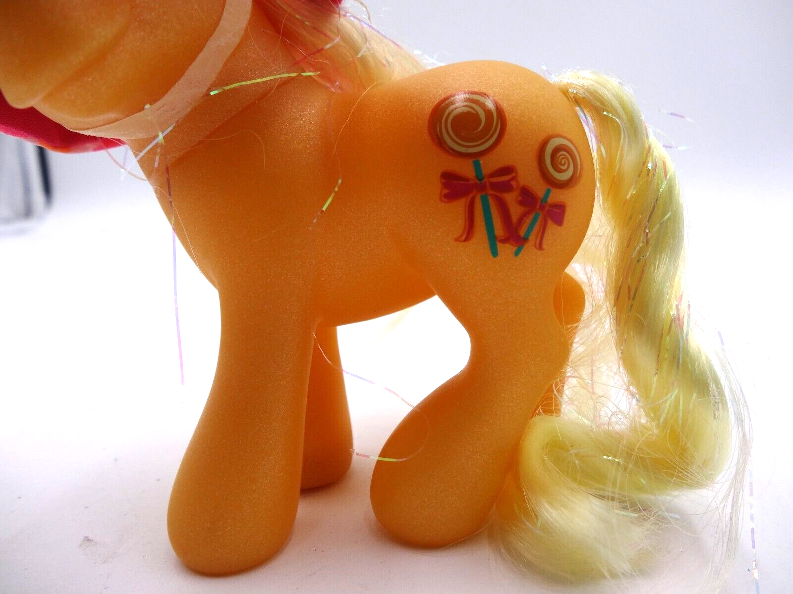 My Little Pony Berry Picking Fun Butterscotch Hasbro con cappello G3 2002