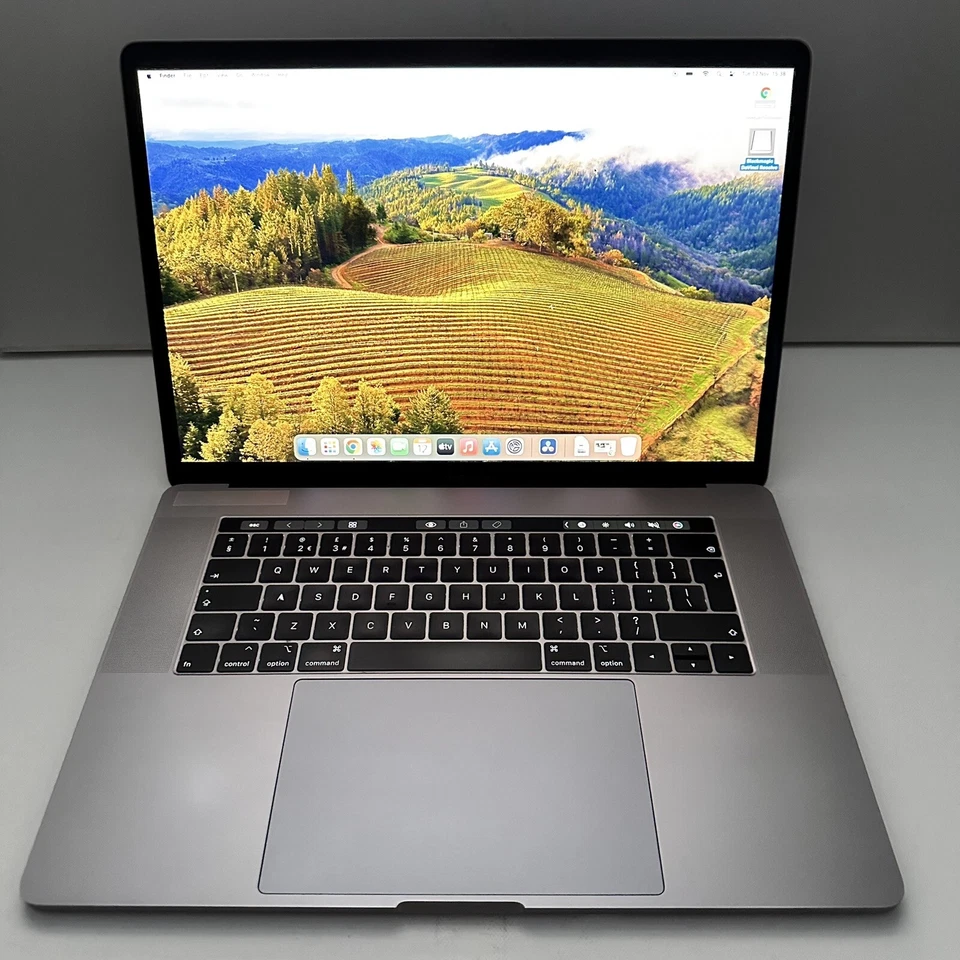 Apple MacBook Pro 15" 2018 · i9 · 16GB · 512GB, photo 3 of 5