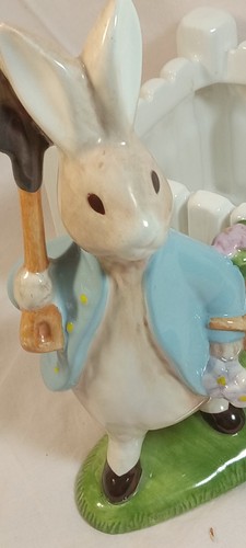 Vintage 2001 Teleflora Beatrix Potter Figure Peter Rabbit Planter Succulents - Picture 5 of 16