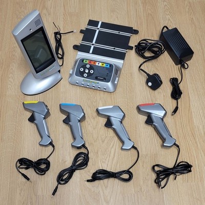 Scalextric 1:32 Digital Computer & Powerbase C7042 & 4 Controller