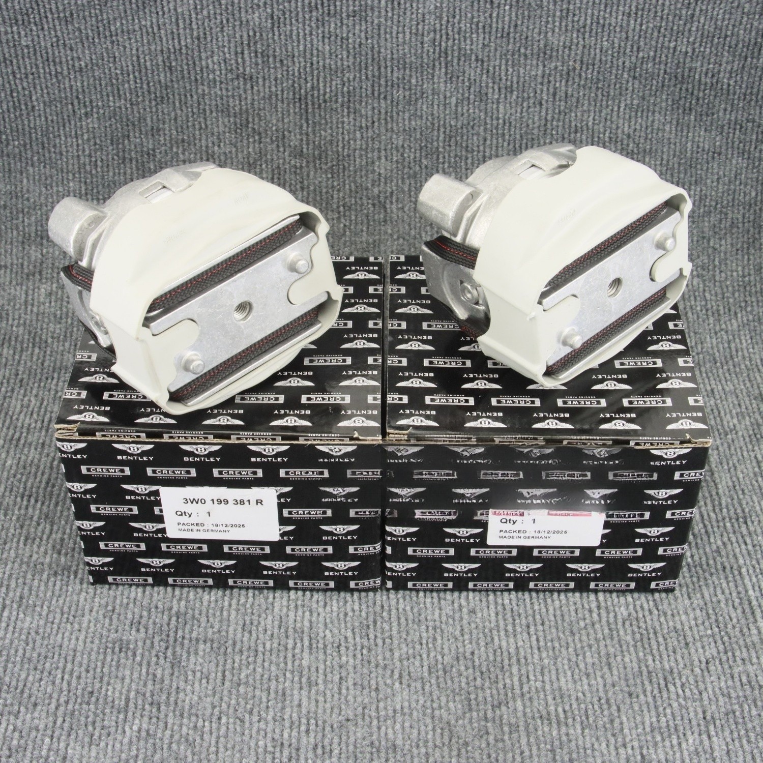 Bentley Continental GT 2007-2022 Engine mounts Pair P/N 3W0199381R