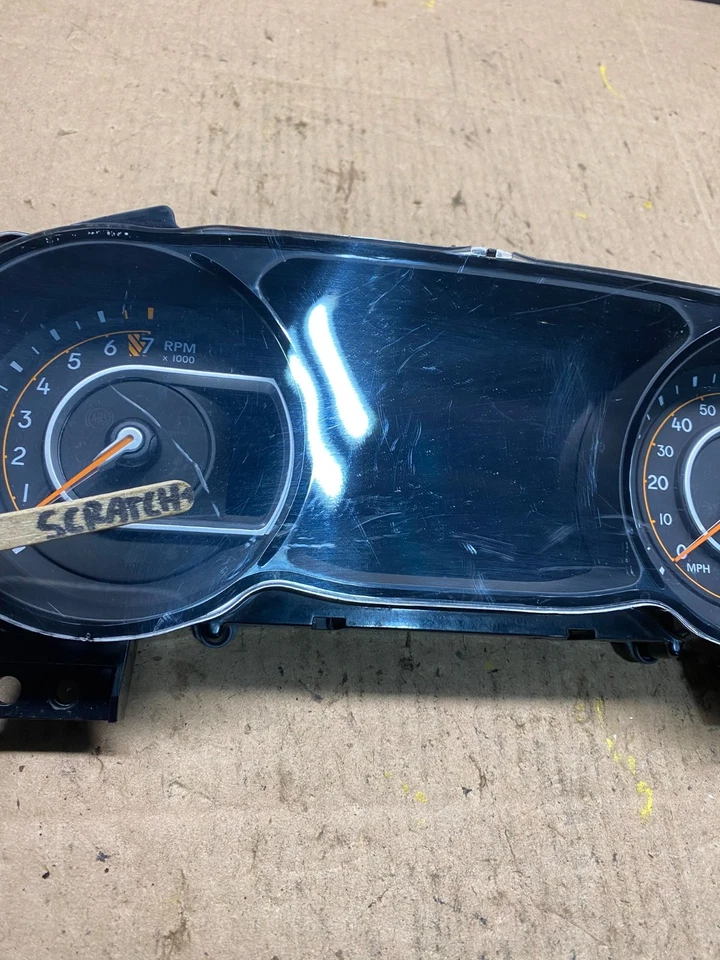 Cuadro de instrumentos Jeep Wrangler 2020-2023 3,5 R8436 PS Foto 2 de 4