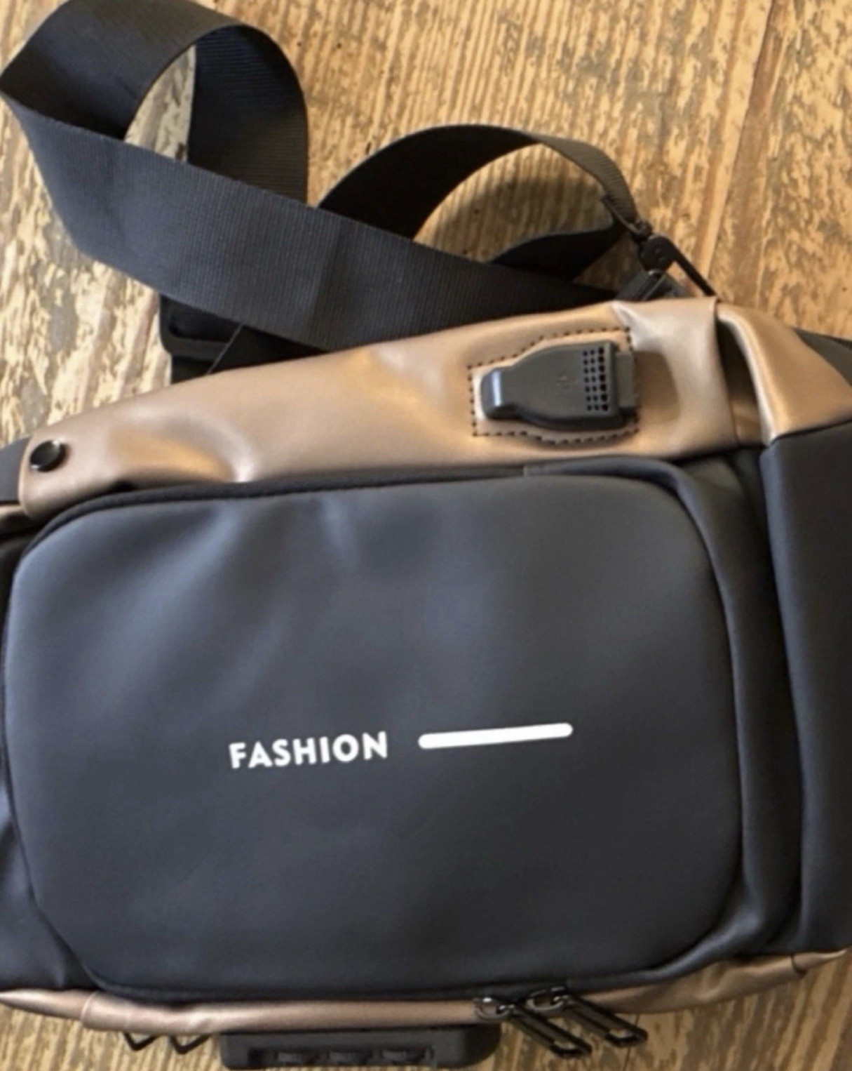 Black/Brown Unisex Crossbody Sling Bag, Zip Closure, Adjustable Strap￼
