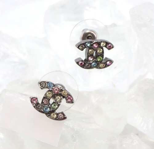 [Pre-owned] Chanel Coco Mark Rhinestone Piercing Earring Silver