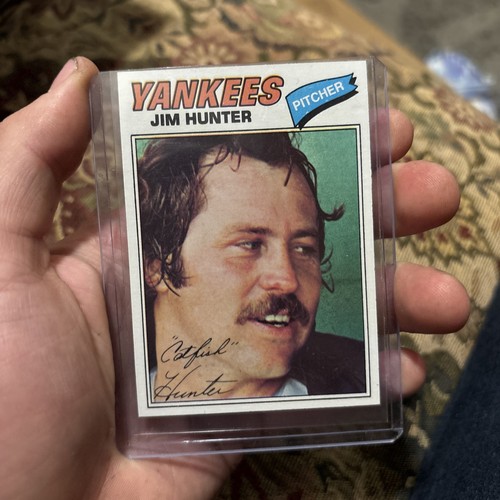 Jim Hunter #4 1977 Burger King Yankees card