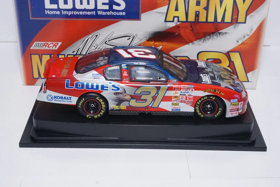 Mike Skinner 2000 Army Lowe’s Nascar 1/24 Diecast Revell Patriotic Chevy Foto 4 de 4