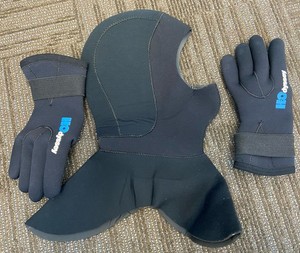 Neoprene Surfing Diving Hood and Gloves Very Warm!