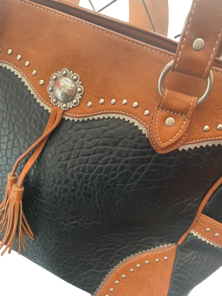 Bolso de Mano Bandana By American West Grande de Cuero Marrón SKU 8935 Foto 2 de 4