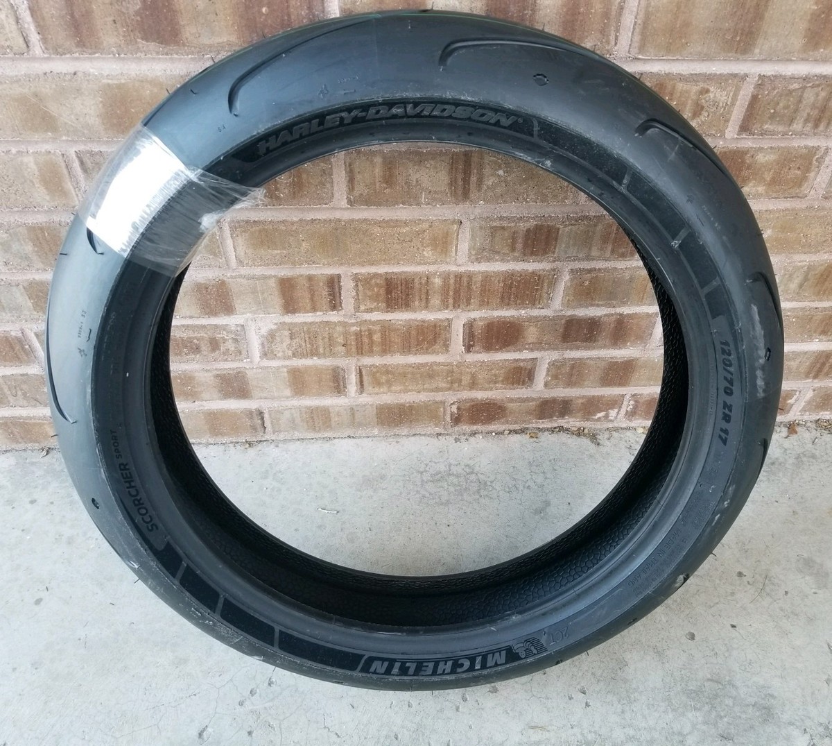 Michelin Scorcher Sport 2CT Harley XG750A Street Rod front tire