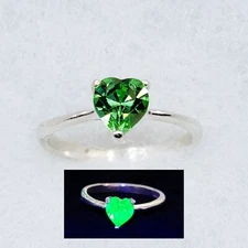 Sterling Heart Uranium Glass Ring Dainty Green Solitaire 925 Silver