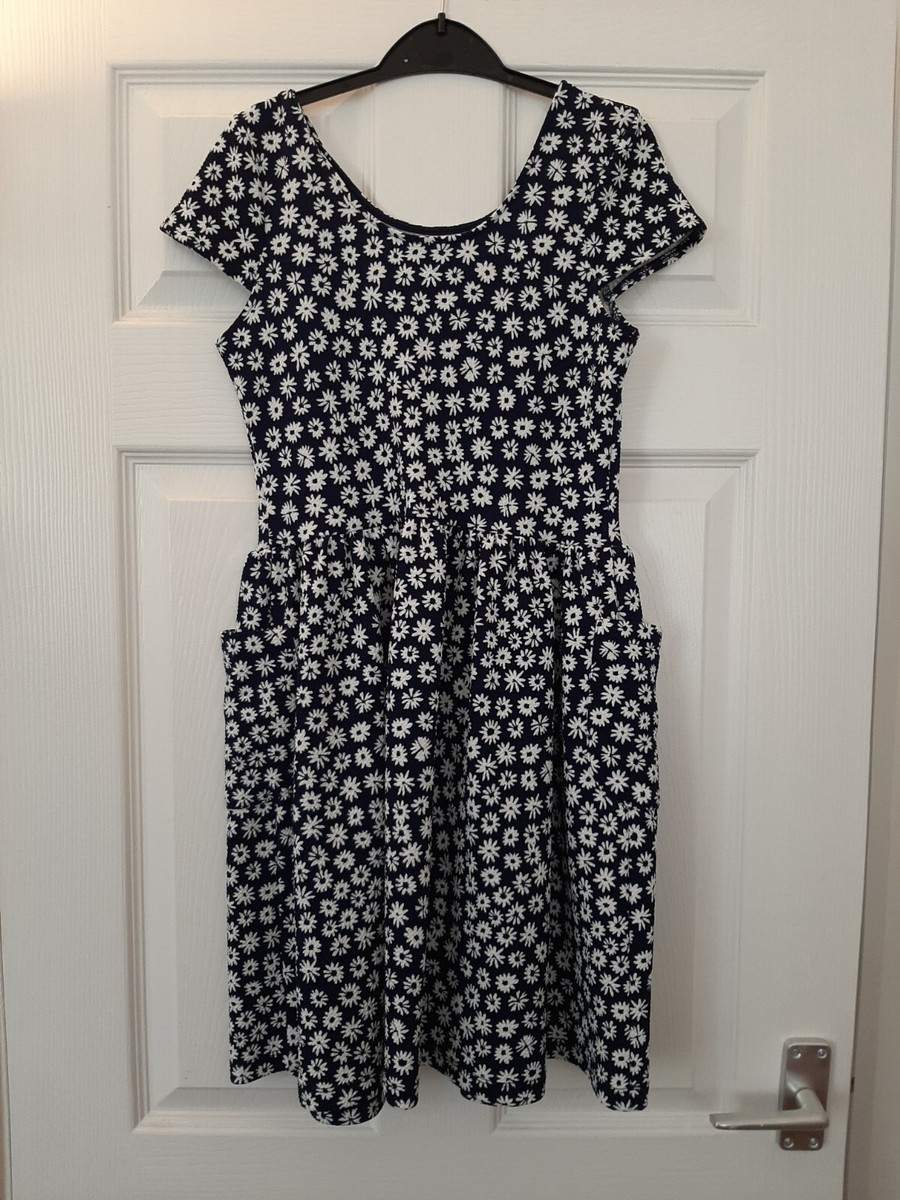 midi dress for mature ladies Red Midi Dress main image 0
