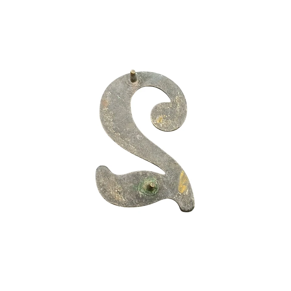 Vintage Cast Iron House Number 2 Rustic Decorative Address Plaque with Mounting - Image 2 of 2